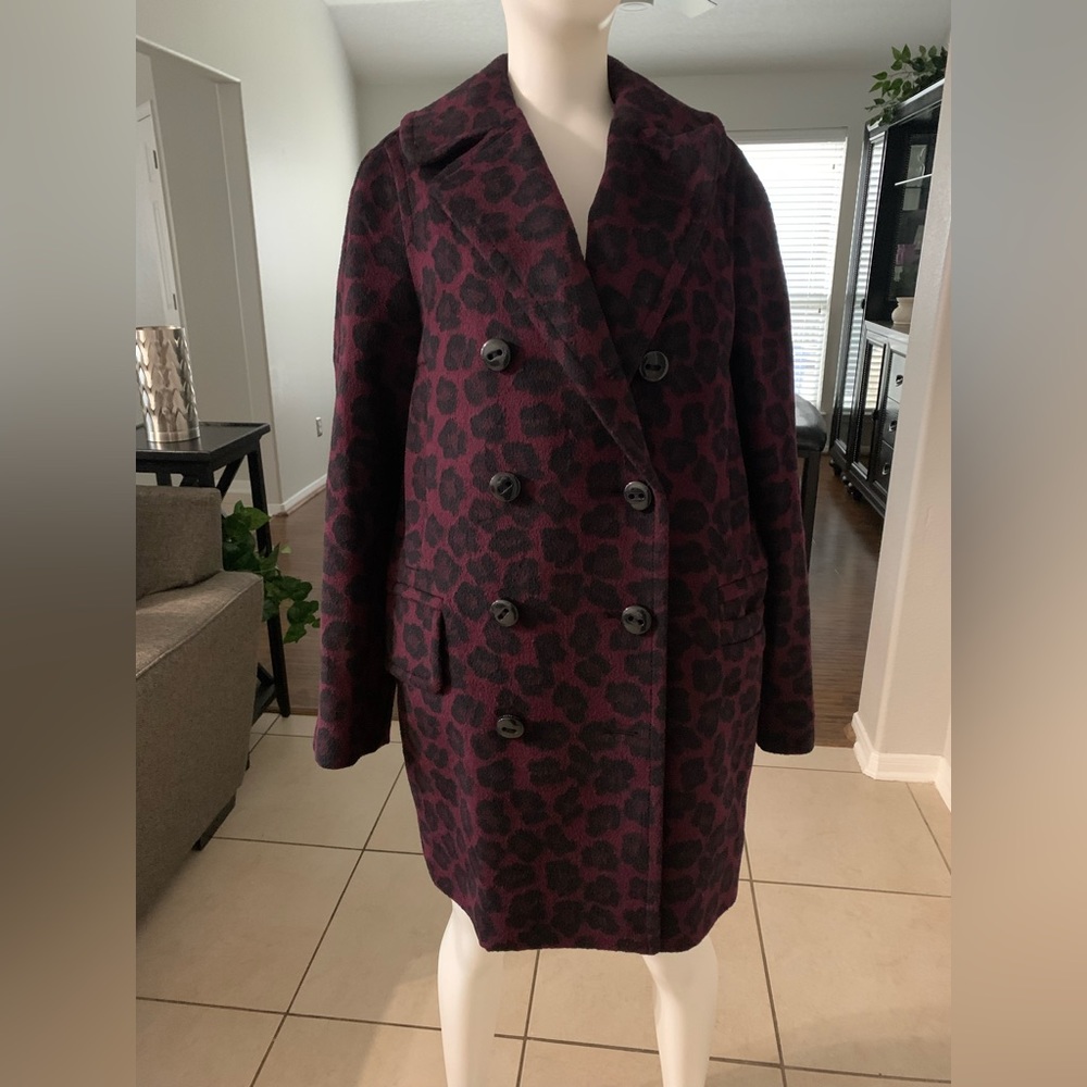 Gorgeous coach coat